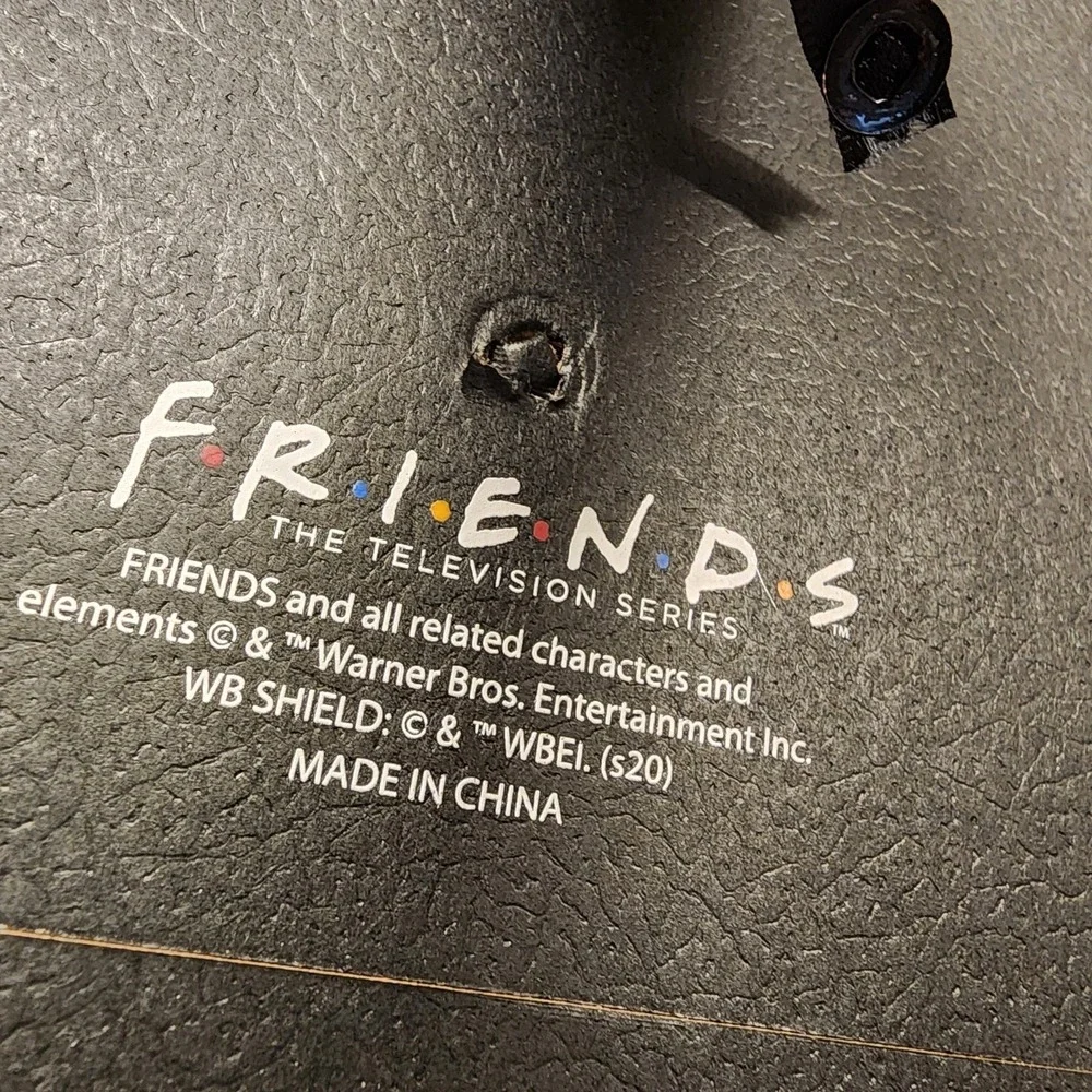 Friends TV Yellow Door Frame/Pic F•R•I•E•N•D•S Iconic frame Peephole Collect